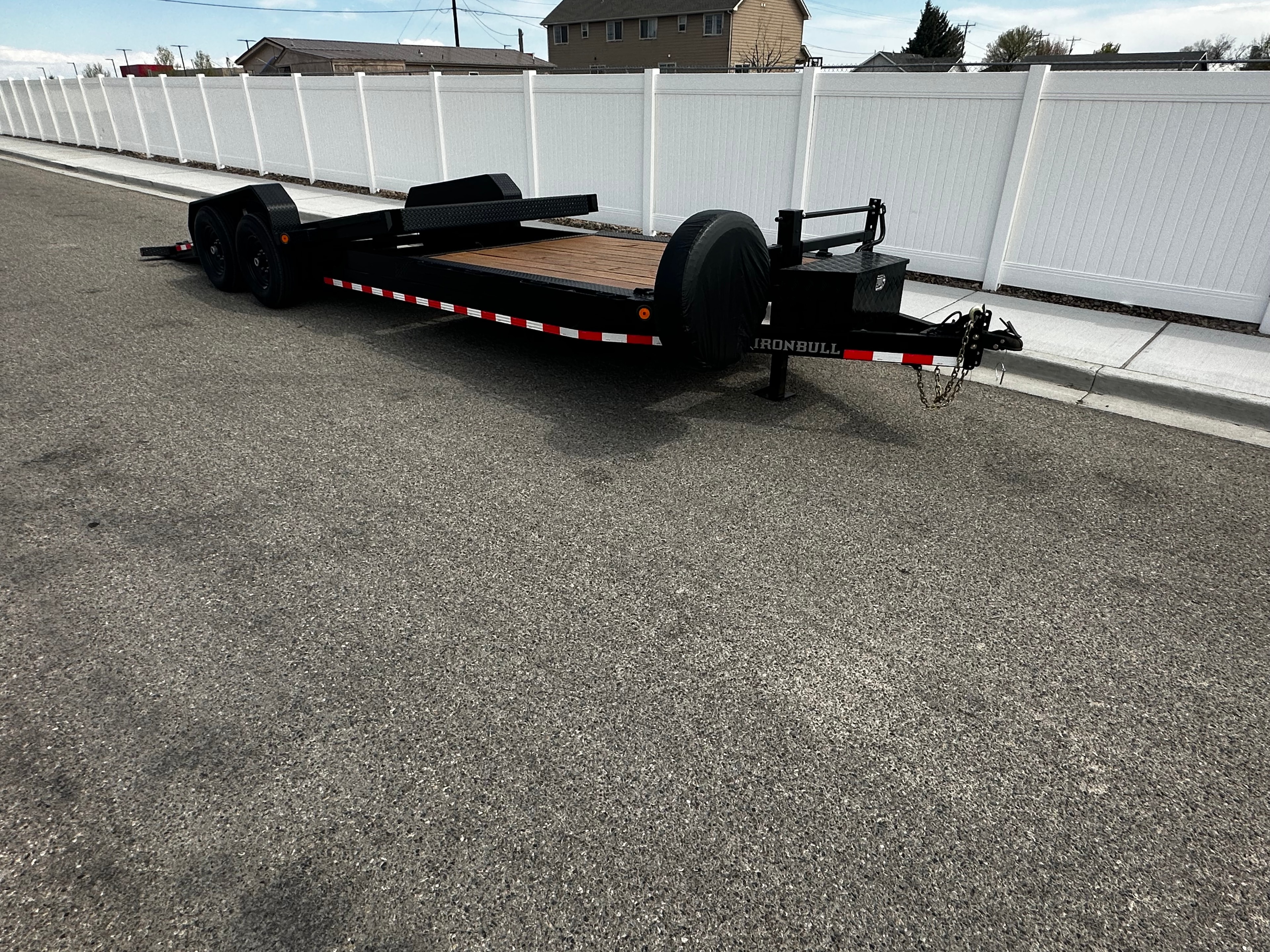 Iron Bull 24ft Tilt Deck — detail view